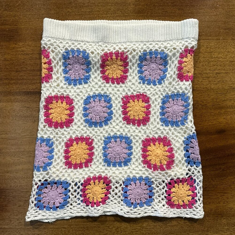 BaeVely Crochet Granny Square Mini Skirt Size Large Boho Festival 🌼
